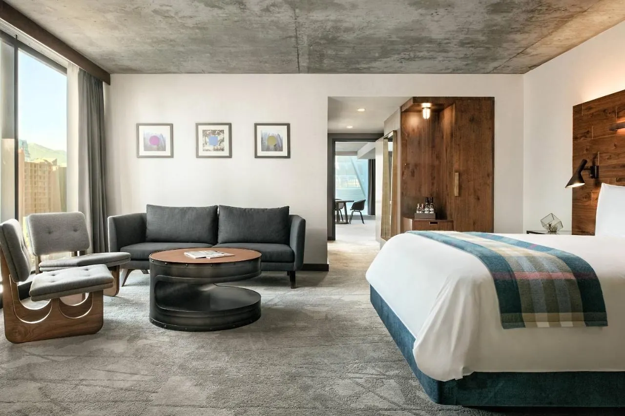 The Douglas, Autograph Collection Vancouver 5*,  Kanada