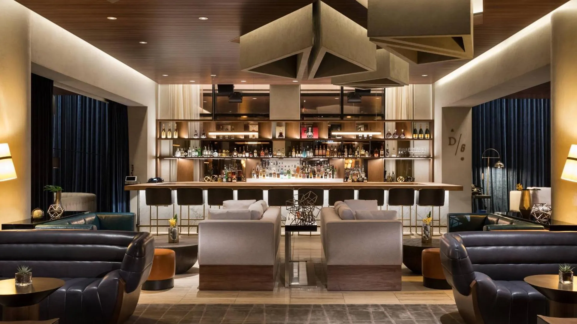 The Douglas, Autograph Collection Vancouver 5*,